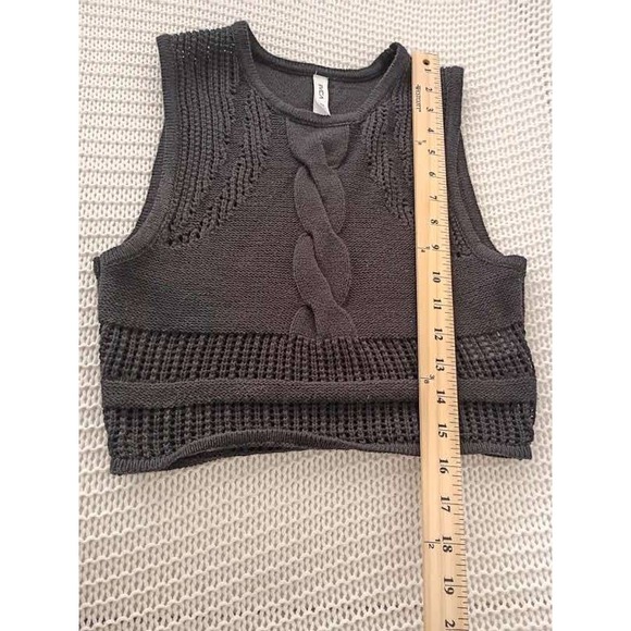 RVCA Charcoal Cable Knit Mesh Crop Tank Top XS Cotton Blend Boho Goth - Picture 5 of 8